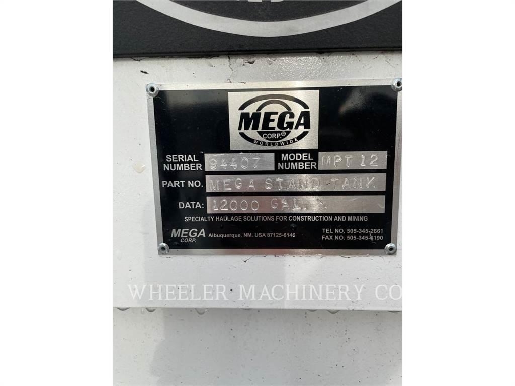 Mega WT 12K TNK شاحنات ذات صهاريج