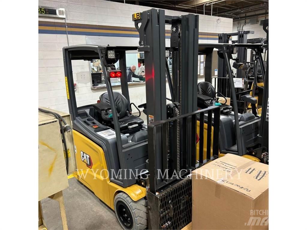 Mitsubishi 2ET4000 شاحنات ذات رافعات شوكية تعمل بالكهرباء