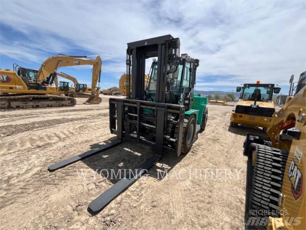 Mitsubishi FD100L6P شاحنات الديزل