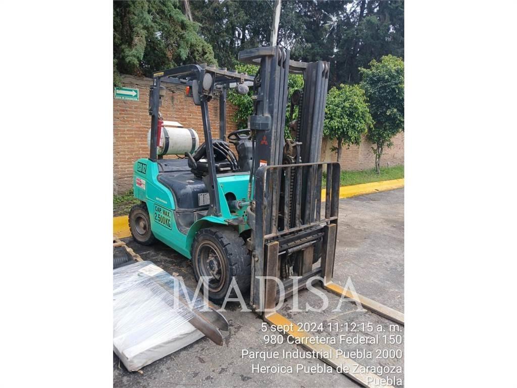 Mitsubishi FG30N-LP شاحنات ذات رافعات شوكية - أخرى
