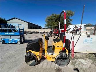 MultiQuip RL AR14H مداحل ثنائية الاسطوانة