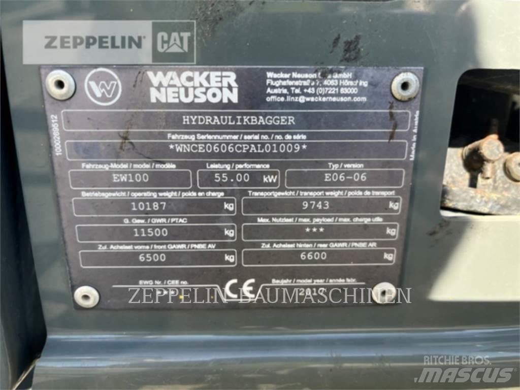 Neuson EW100 حفارات بعجل