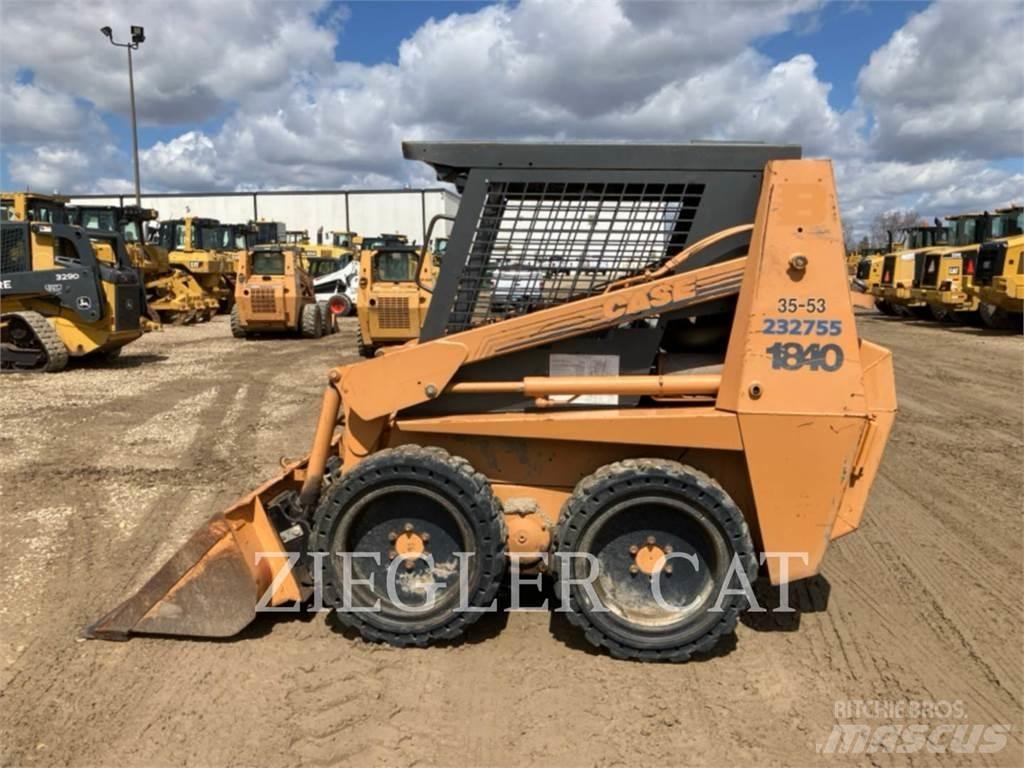 New Holland 1840 لوادر انزلاقية التوجيه