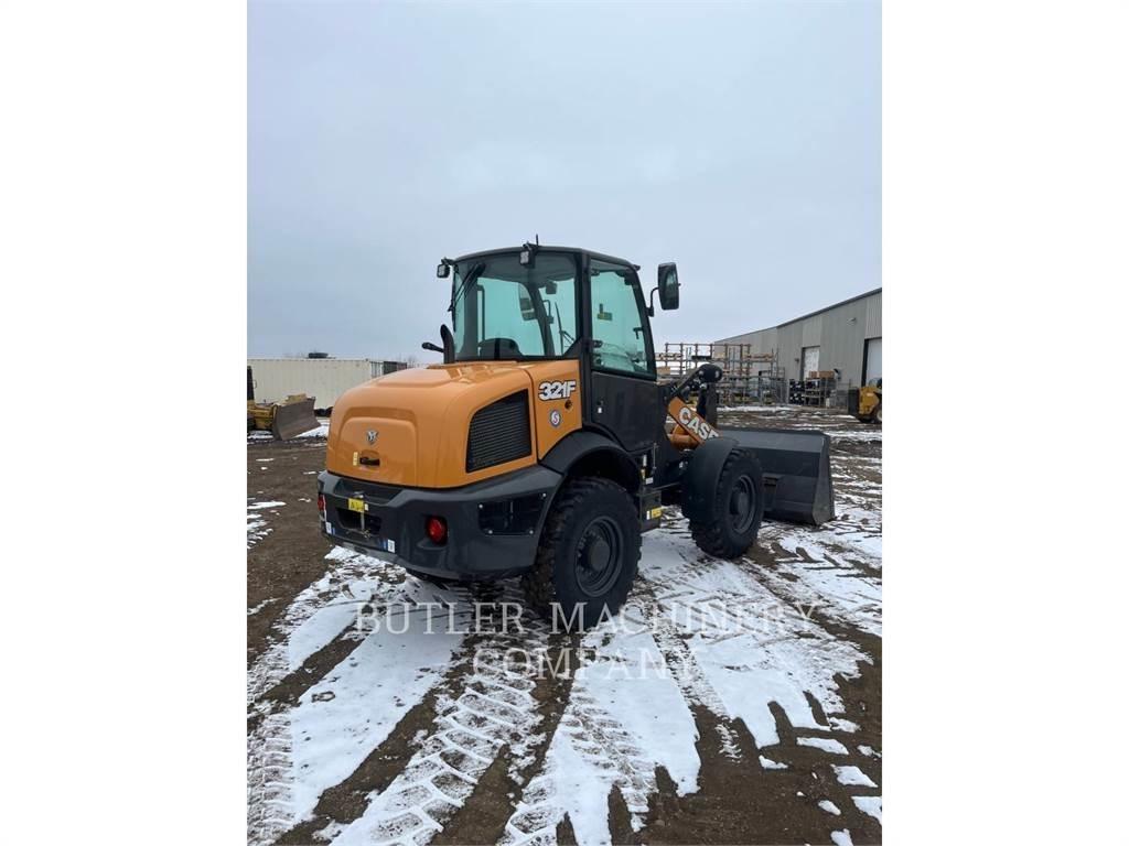 New Holland 321F لوادر بعجل