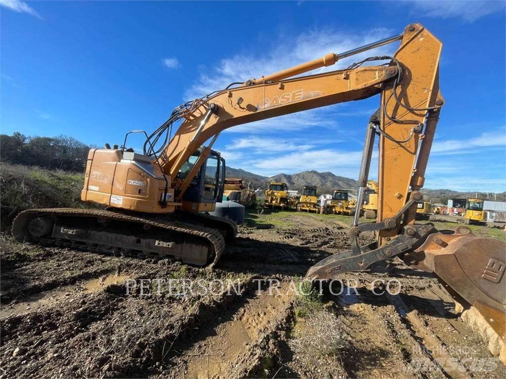 New Holland CX225 حفارات زحافة