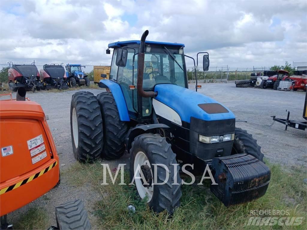 New Holland T7030 الجرارات