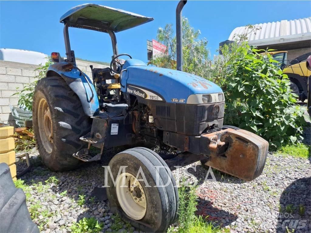 New Holland TB110 الجرارات