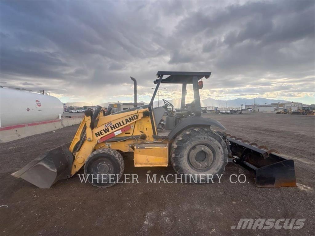 New Holland U80C IL لوادر ذات جرافات عكسية