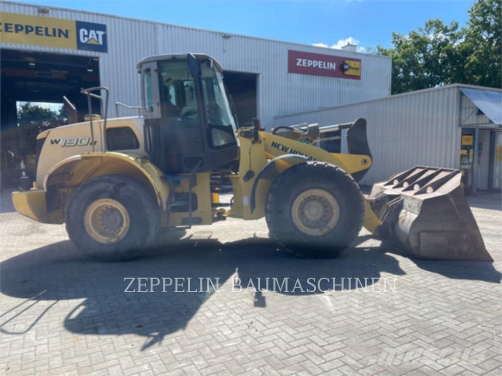 New Holland W190 لوادر بعجل