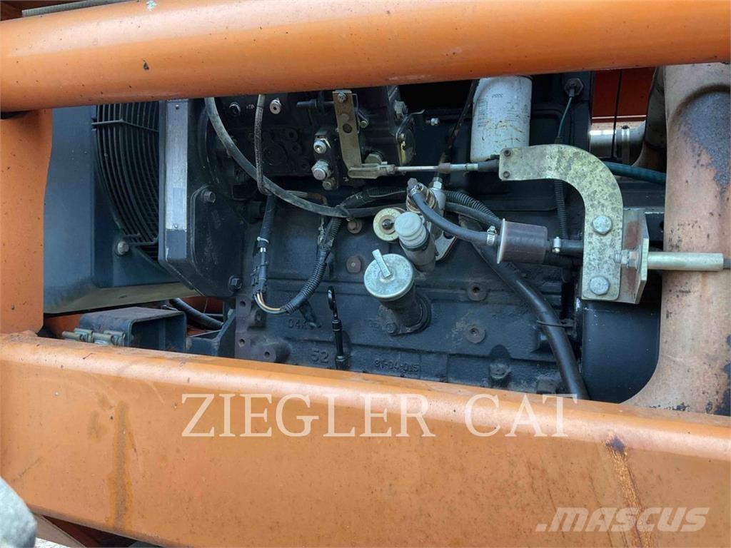  OMNIQUIP/LULL 844C-42 مناولات متداخلة