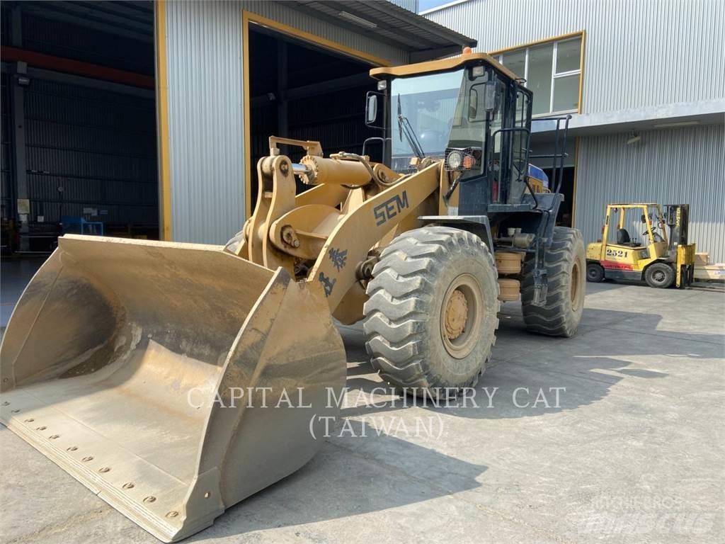 SEM MACHINERY 669 C لوادر بعجل