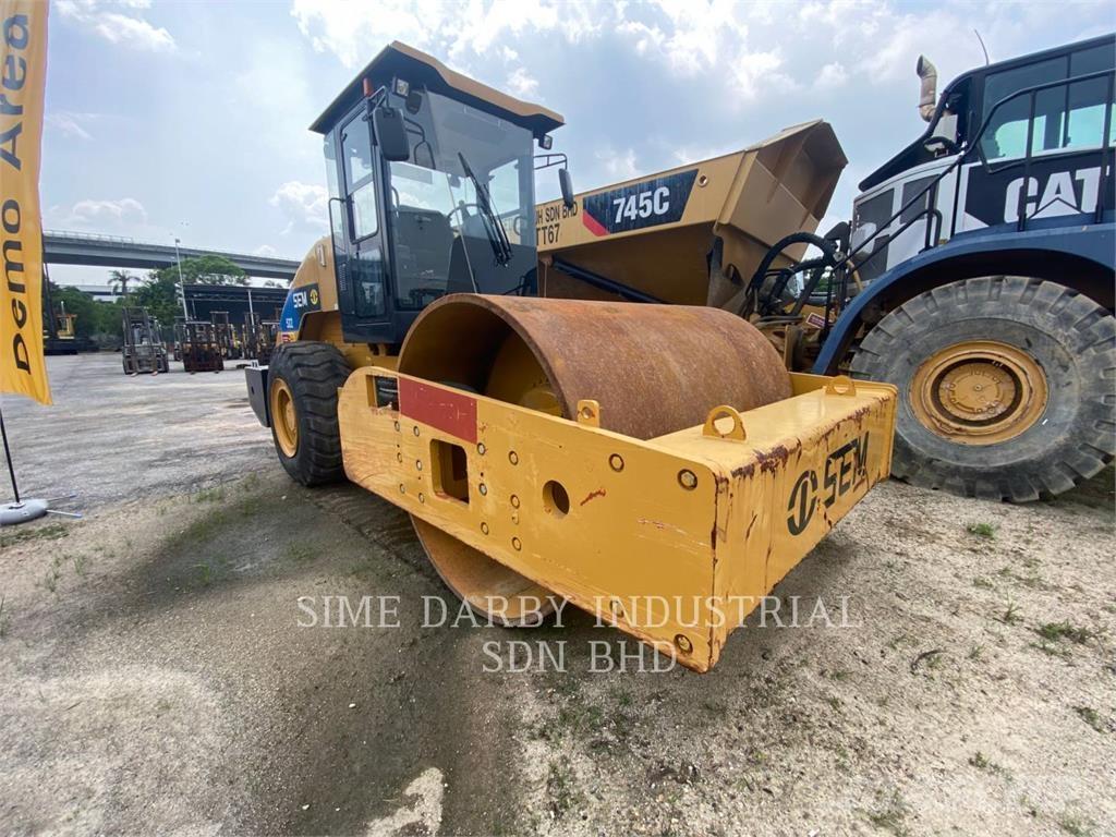 SEM MACHINERY SEM 522 ضاغطات التربة