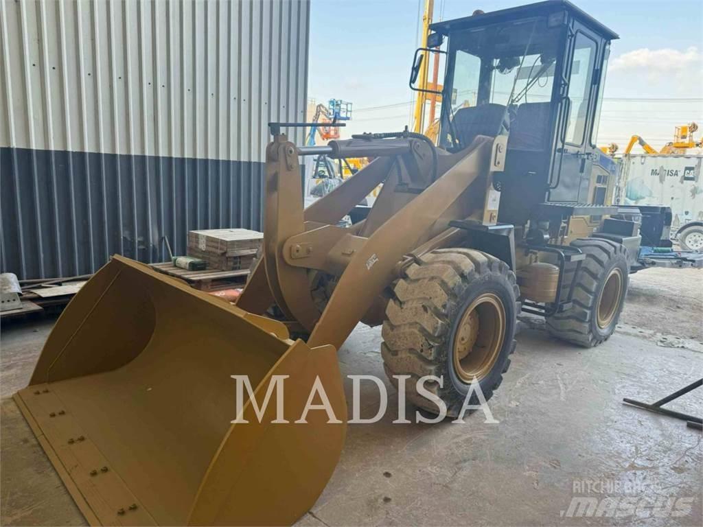 SEM MACHINERY SEM618D لوادر بعجل