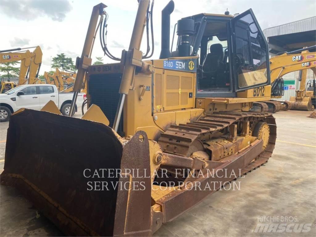 SEM MACHINERY SEM816D بلدوزرات مجنزرة
