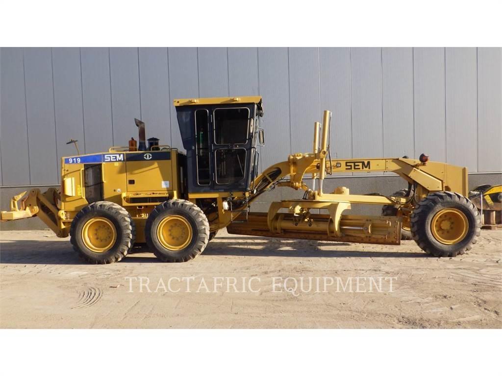SEM MACHINERY SEM919 معدات تمهيد الطرق