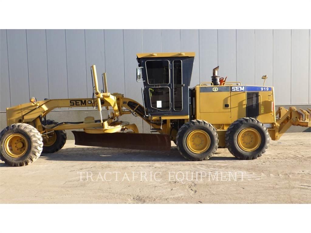SEM MACHINERY SEM919 معدات تمهيد الطرق