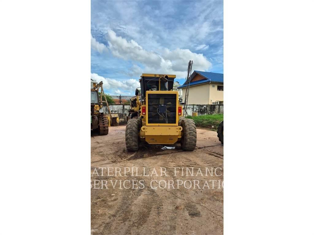 SEM MACHINERY SEM919 معدات تمهيد الطرق