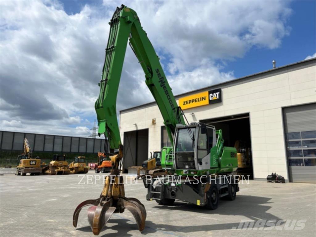 Sennebogen 821E حفارات هدم