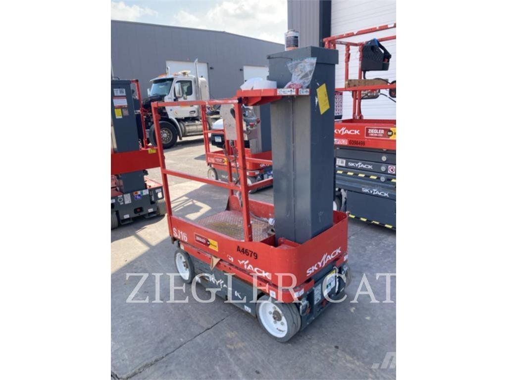 Skyjack SJ16 رافعات مقصية الشكل