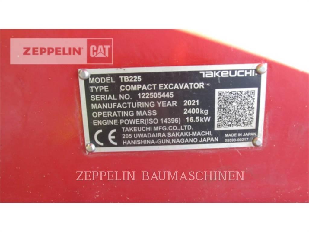 Takeuchi TB225 حفارات زحافة
