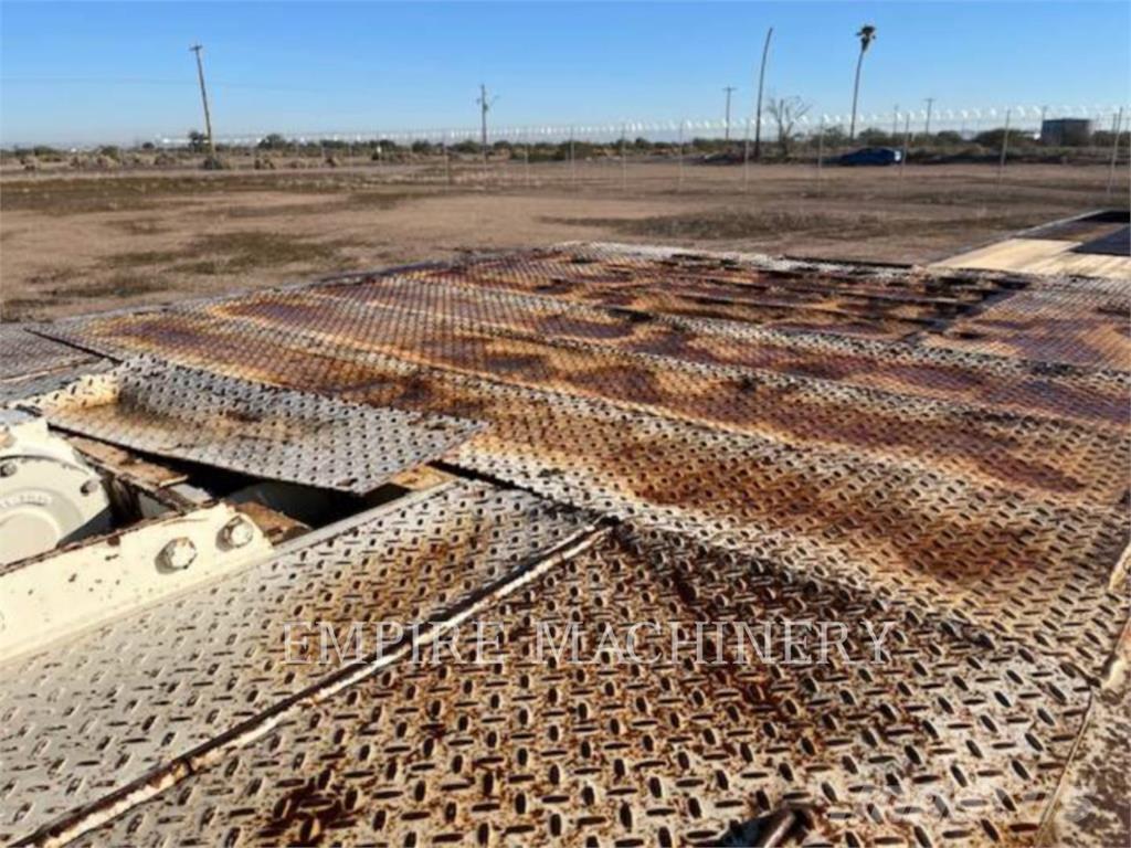  TECUMSEH HYD TAIL مقطورات أخرى