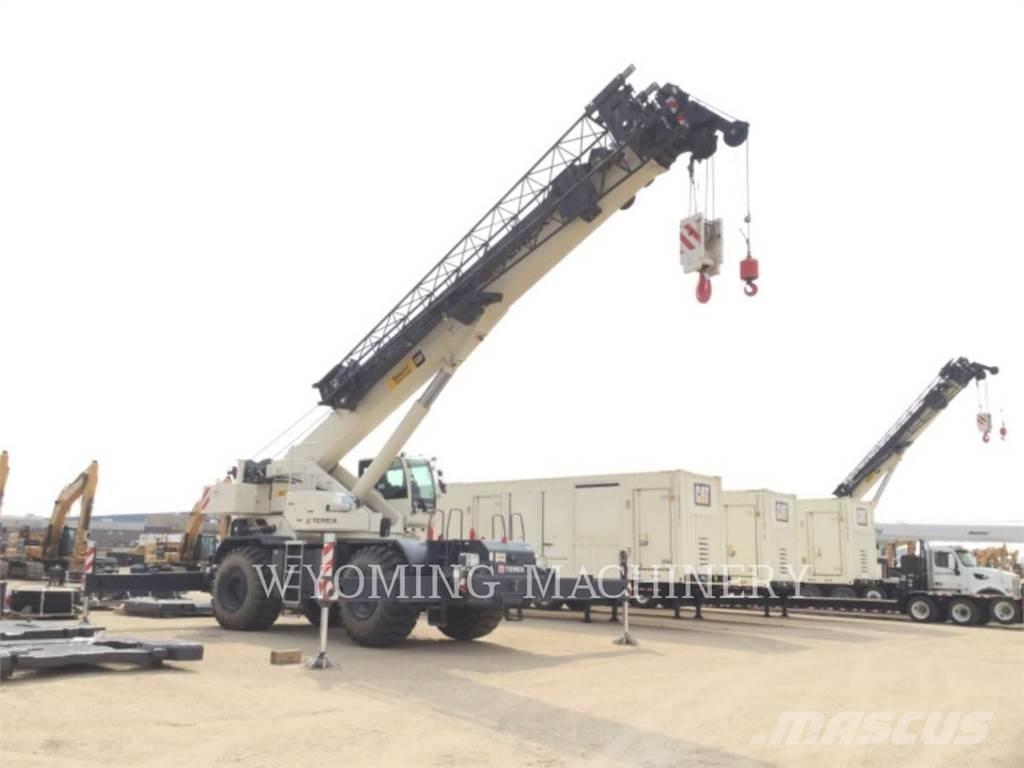 Terex RT 100US رافعات صالحة لكل أنواع الطرق