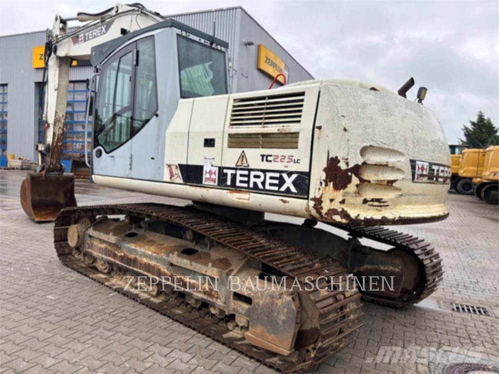 Terex TC225LC حفارات زحافة