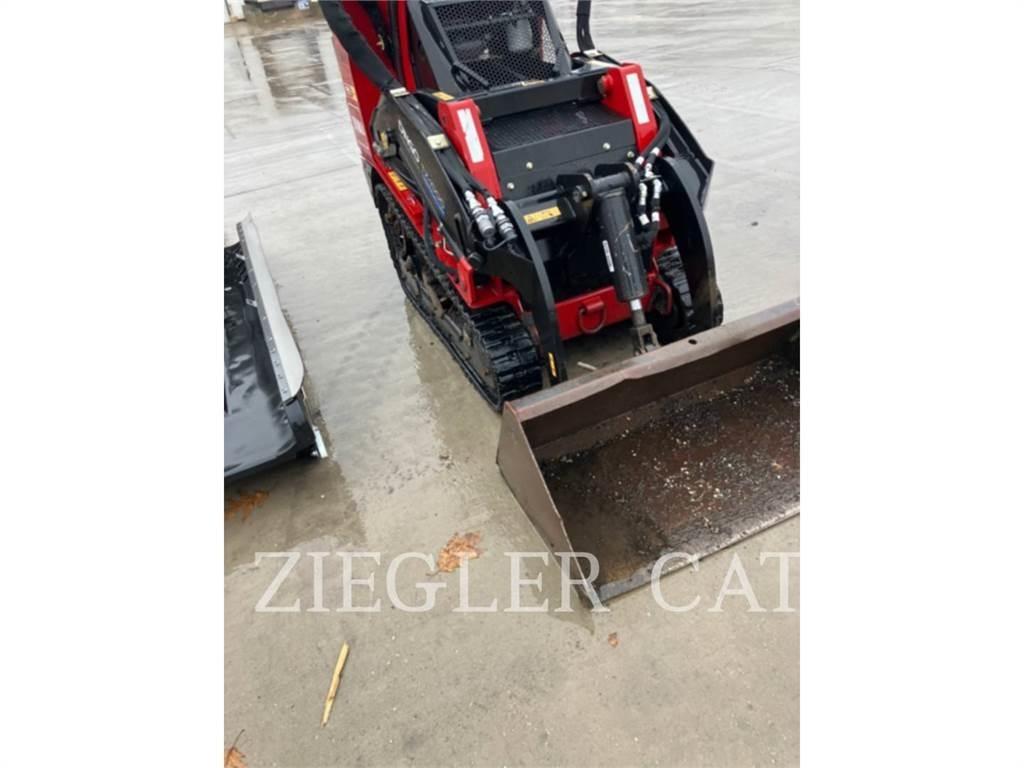 Toro TX1000 لوادر انزلاقية التوجيه