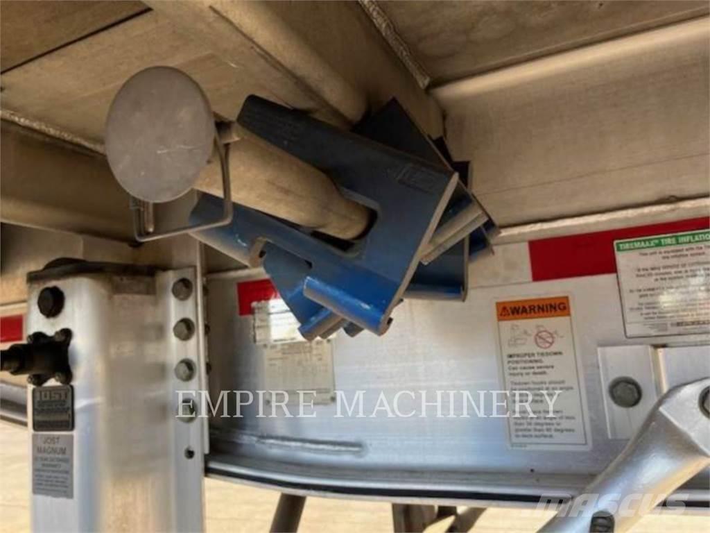  US MFGRS FLATBED مقطورات أخرى