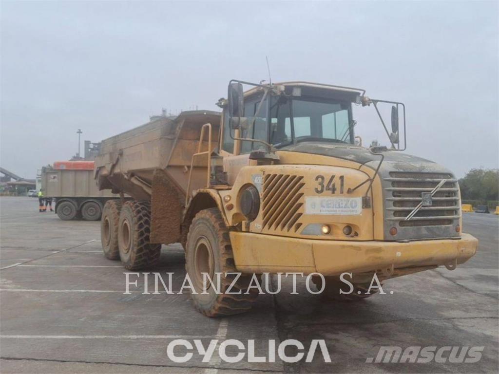 Volvo A25D ساحبات مفصلية