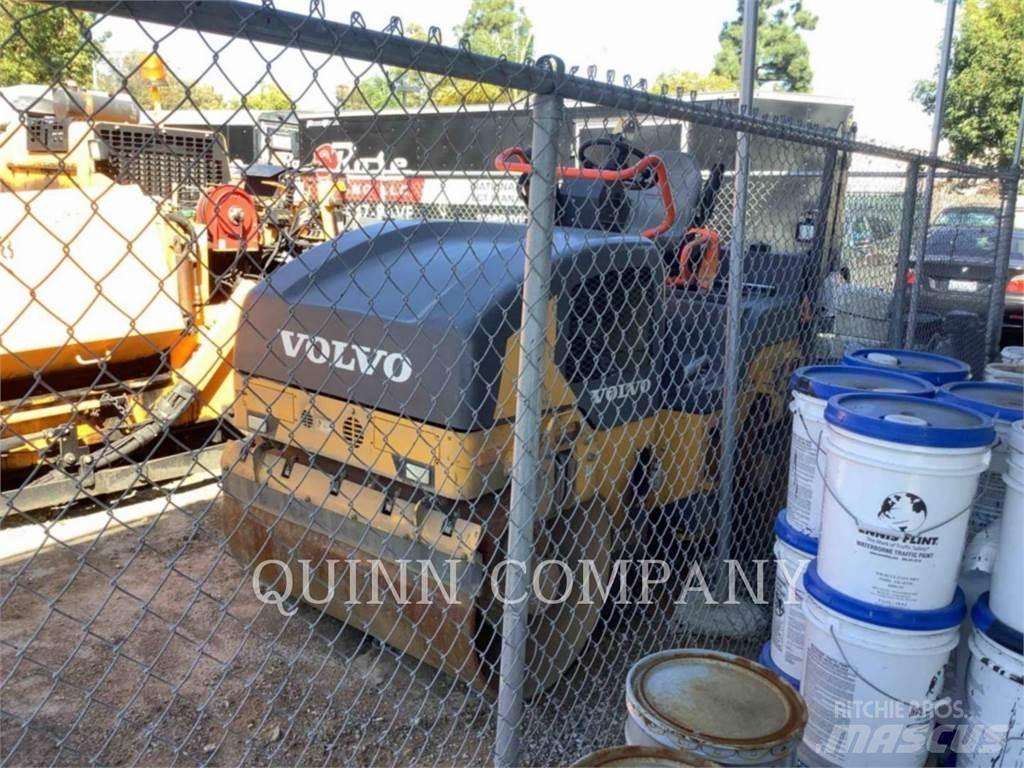 Volvo DD308 رشاشات بيتومين