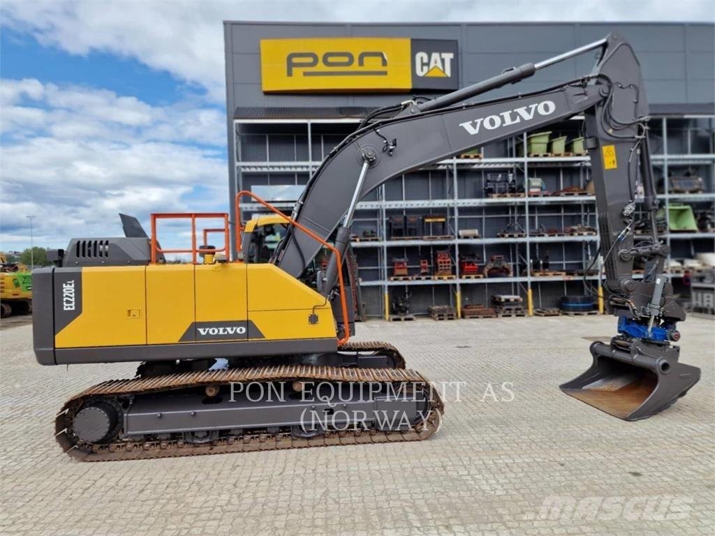 Volvo EC220 حفارات زحافة