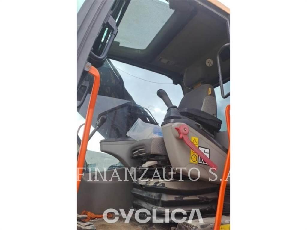 Volvo EC300DNL حفارات زحافة