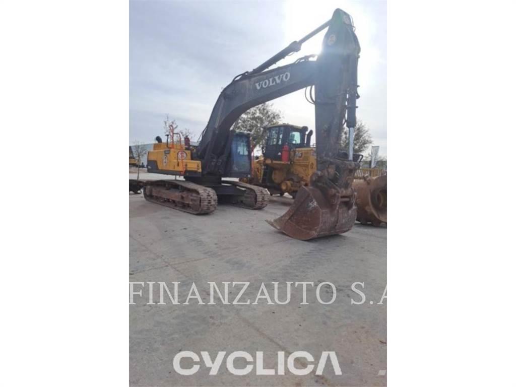 Volvo EC300DNL حفارات زحافة