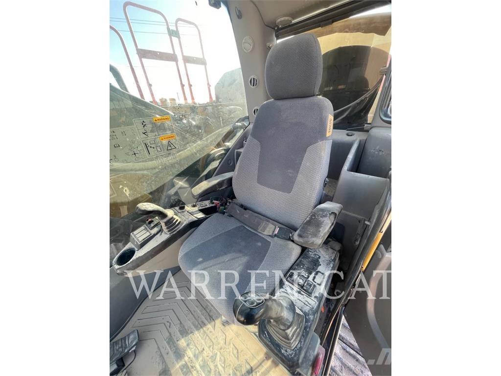 Volvo EC350EL حفارات زحافة