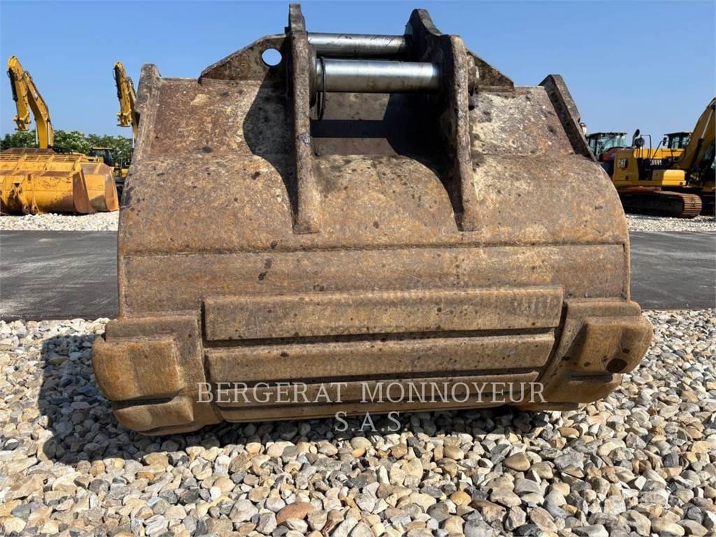 Volvo EC700 CL حفارات زحافة