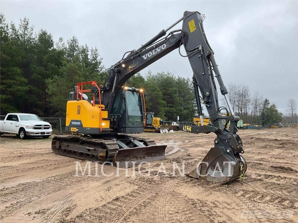 Volvo ECR145EL حفارات زحافة