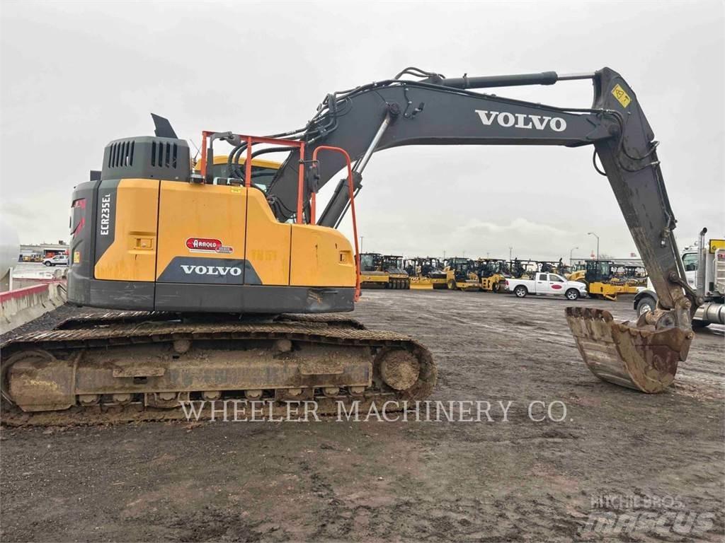 Volvo ECR235EL حفارات زحافة