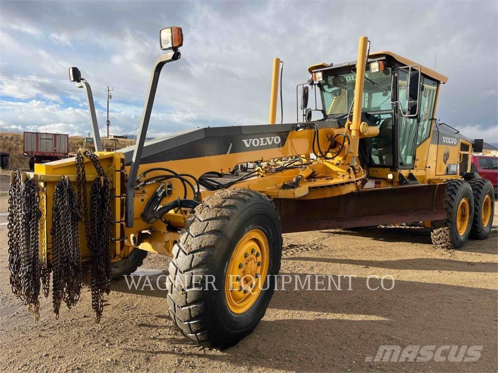 Volvo G946B معدات تمهيد الطرق