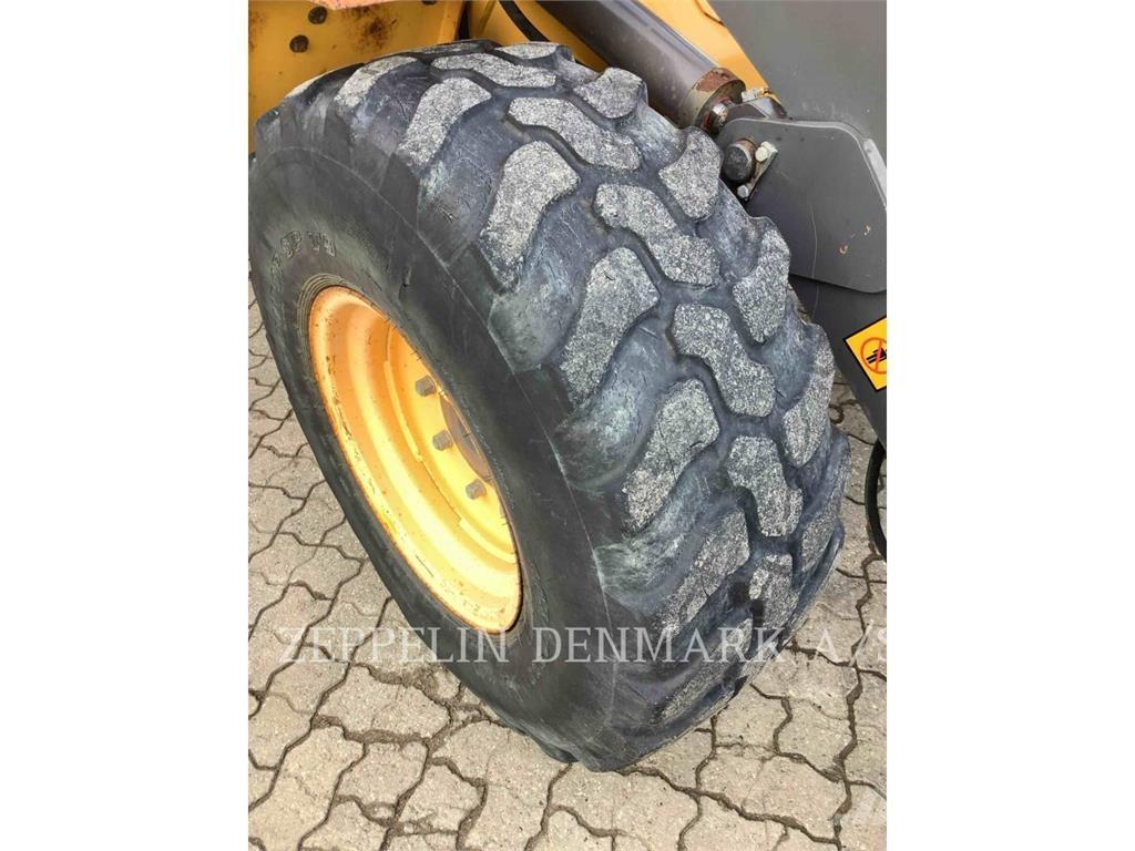 Volvo L30G لوادر بعجل