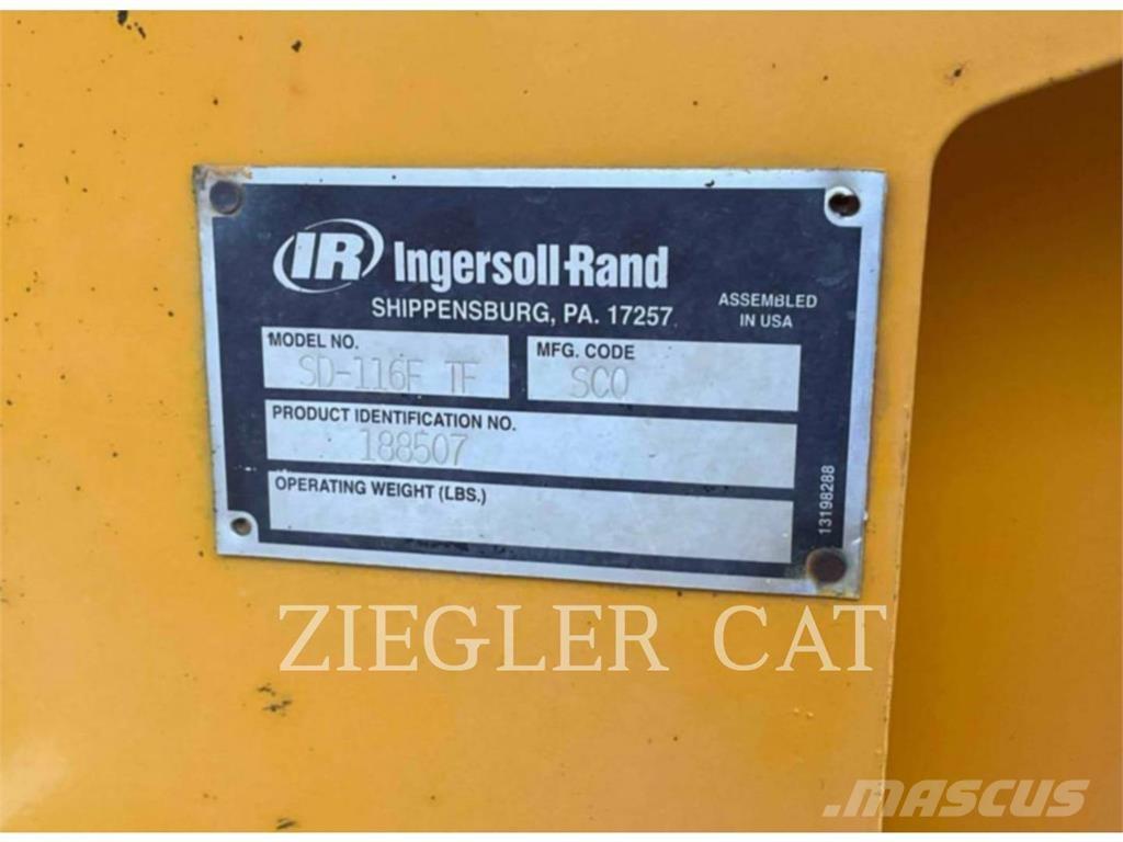 Volvo SD116F ضاغطات التربة