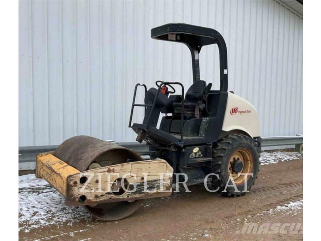 Volvo SD45 ضاغطات التربة