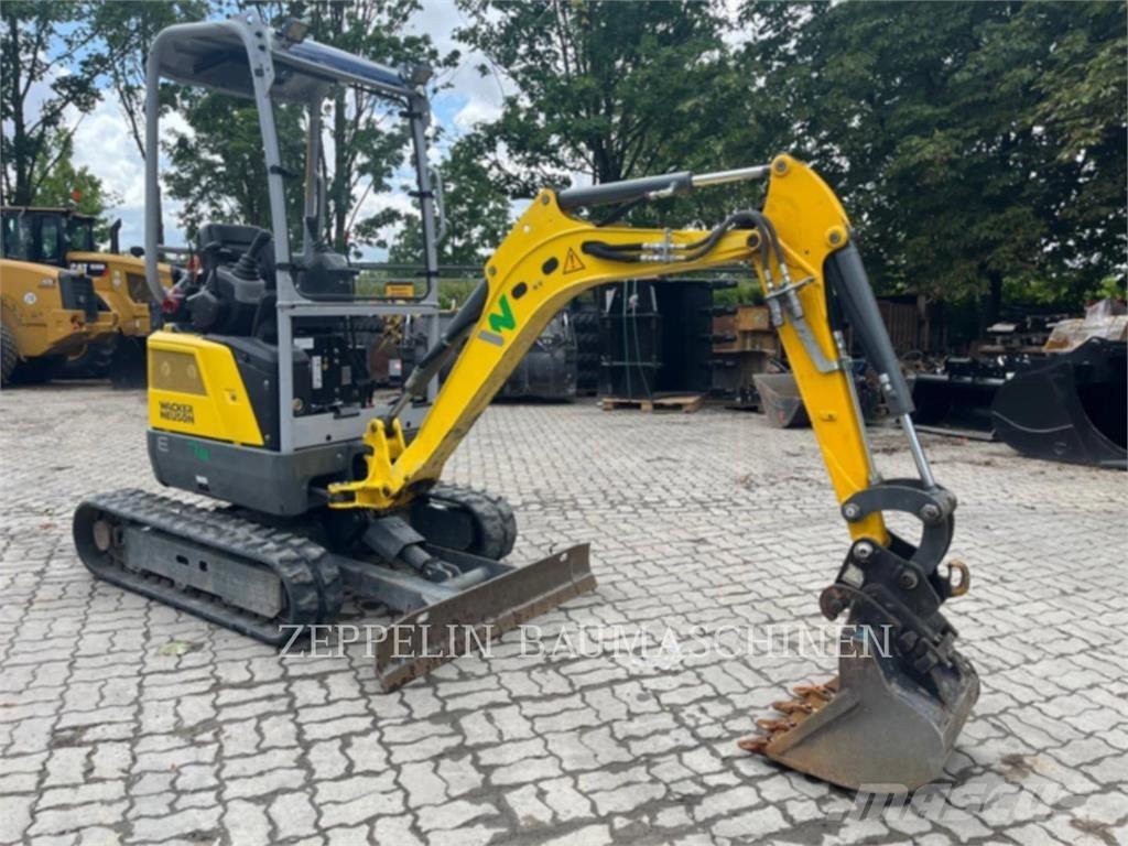 Wacker EZ17E حفارات زحافة