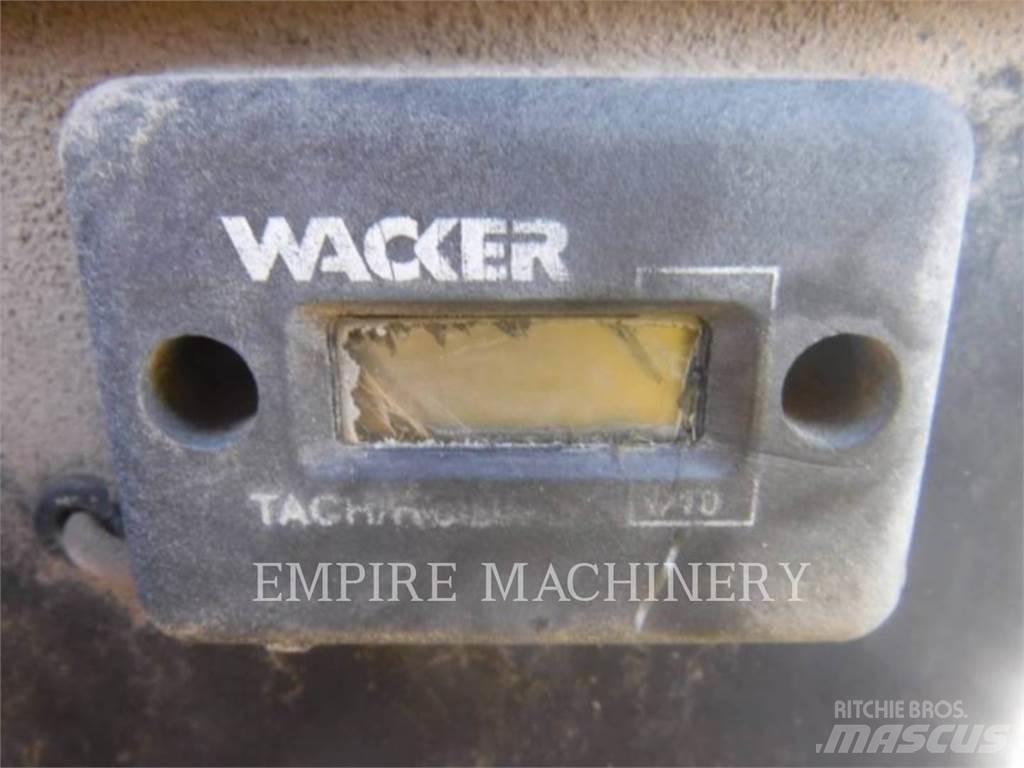 Wacker RD11A مداحل ثنائية الاسطوانة