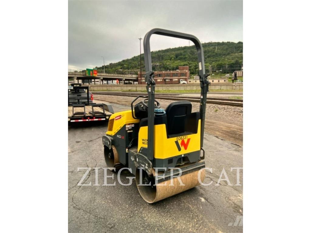 Wacker RD12A مداحل ثنائية الاسطوانة