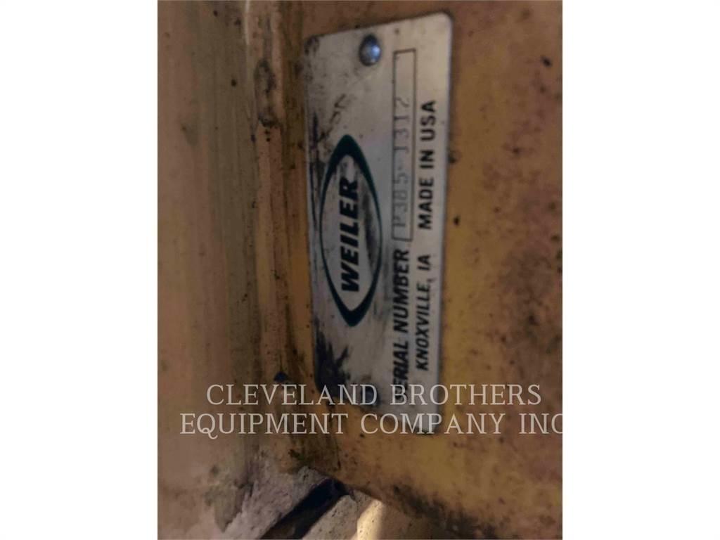 Weiler P385 معدات السفلتة