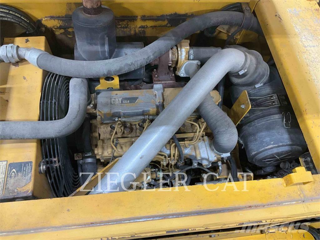 Weiler P385 معدات السفلتة