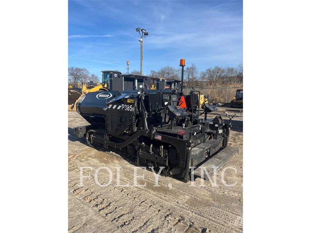 Weiler P385B معدات السفلتة