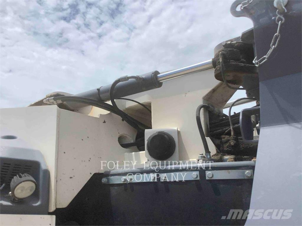 Wirtgen W120CFI معدات السفلتة