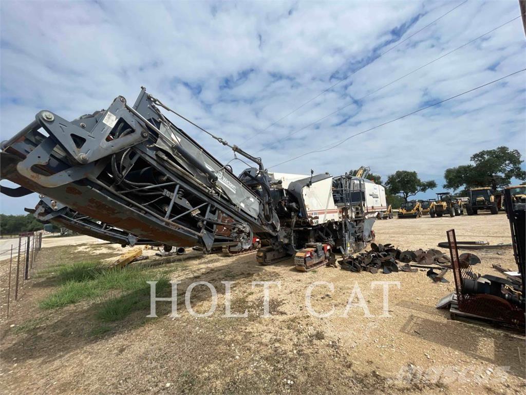 Wirtgen W210I ماكينات الكشط البارد للأسفلت